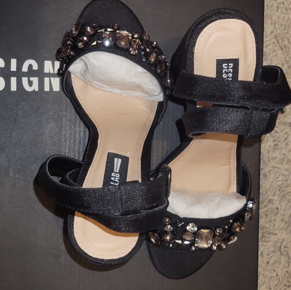 Design Lab - Picture 3 of 4